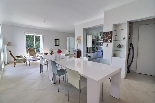 VENTE VILLA 5 PIECES 169 M2 sur 950 m2 de parcelle