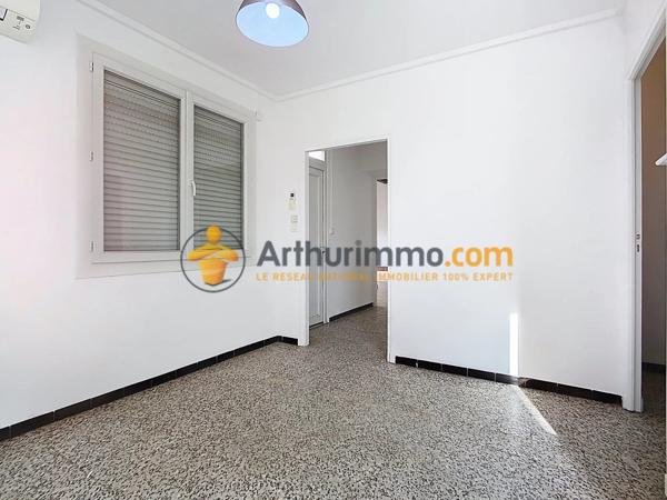 Vente                                                      Immeuble
                        
                     7 pièces                                         à Perpignan