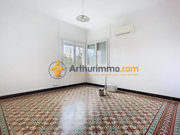 Vente                                                      Immeuble
                        
                     7 pièces                                         à Perpignan
