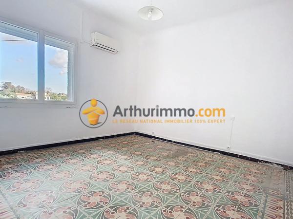 Vente                                                      Immeuble
                        
                     7 pièces                                         à Perpignan