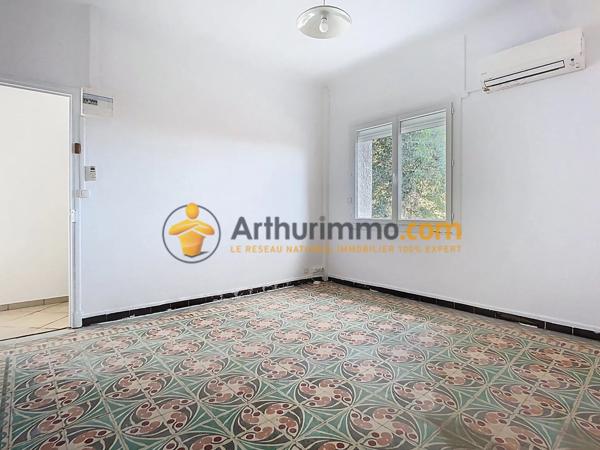 Vente                                                      Immeuble
                        
                     7 pièces                                         à Perpignan