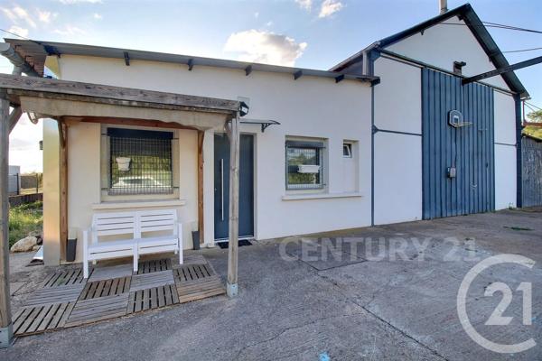 Immeuble à vendre  232 m 2   ST AVOLD  - 57