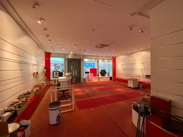 Immeuble Jonzac centre260 m2