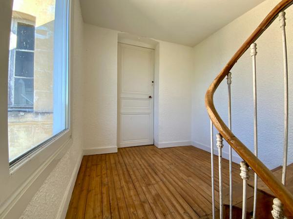 Immeuble Jonzac centre260 m2