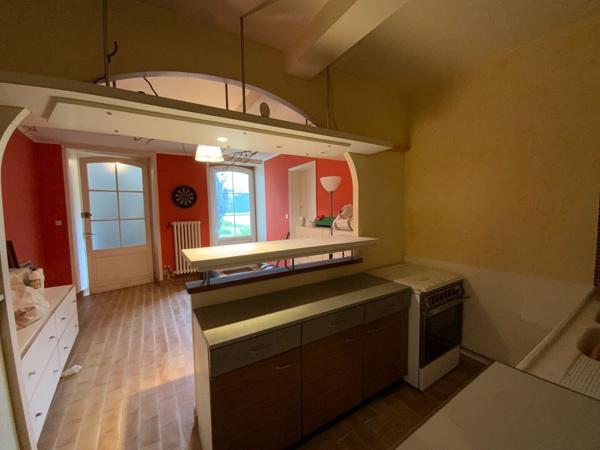 Immeuble Jonzac centre260 m2