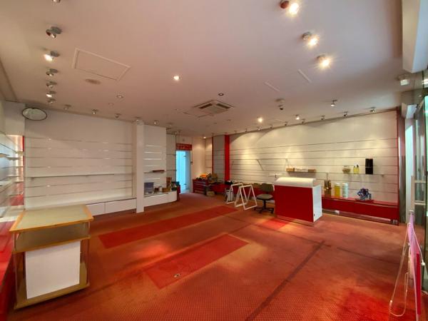 Immeuble Jonzac centre260 m2