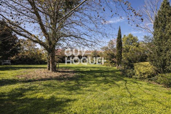 Propriété de plain-pied 213 m² – Parc privé de 7 450 m², piscine, sans vis-à-vis – Elne