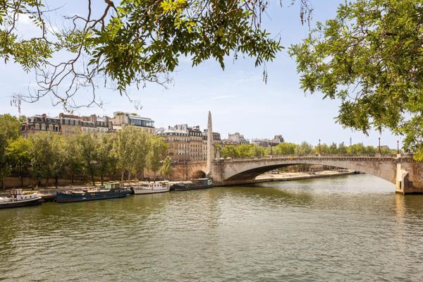 Vente Appartement de luxe Paris 4 3 Pièces 69 m²