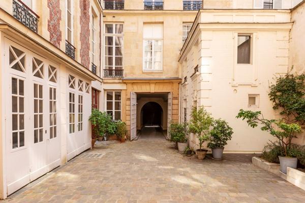 Vente Appartement de luxe Paris 4 3 Pièces 69 m²