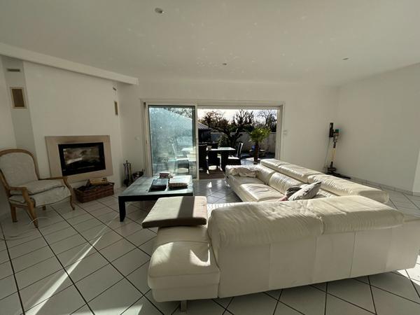 Maison Blanquefort 4 pièce(s) 132.08 m2