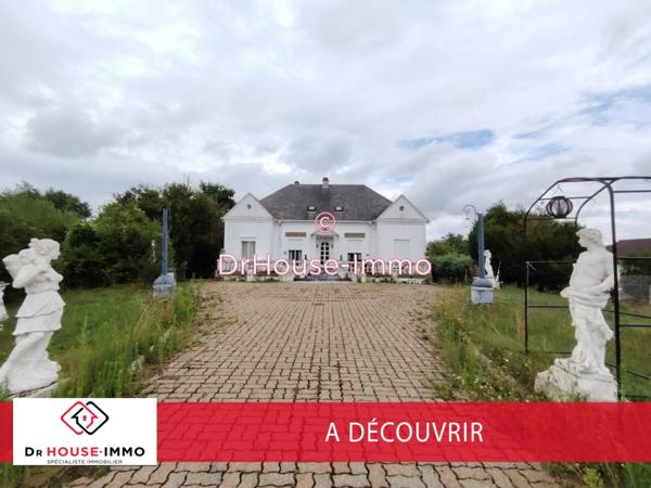 Maison à vendre 10 pièces de 240 m²