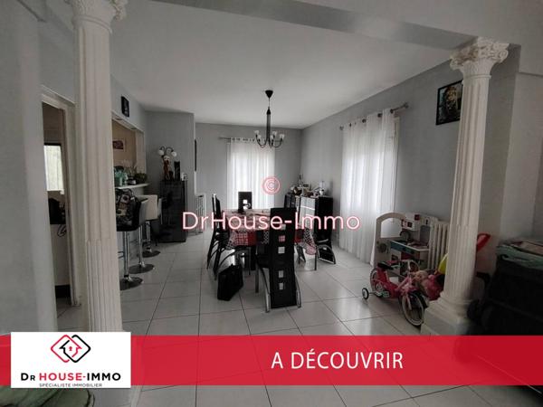 Maison à vendre 10 pièces de 240 m²