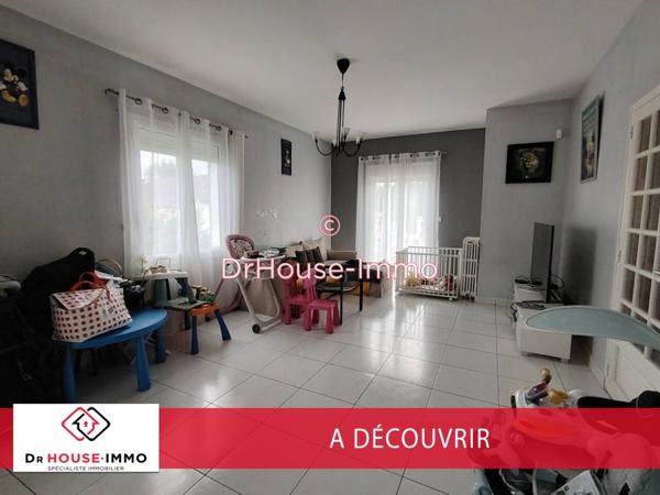 Maison à vendre 10 pièces de 240 m²