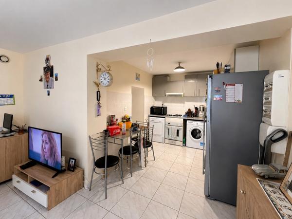 Immeuble de rapport 6 appartements loués - 384 m² - Rentabilité brute 8,25 % - LIANCOURT (60)