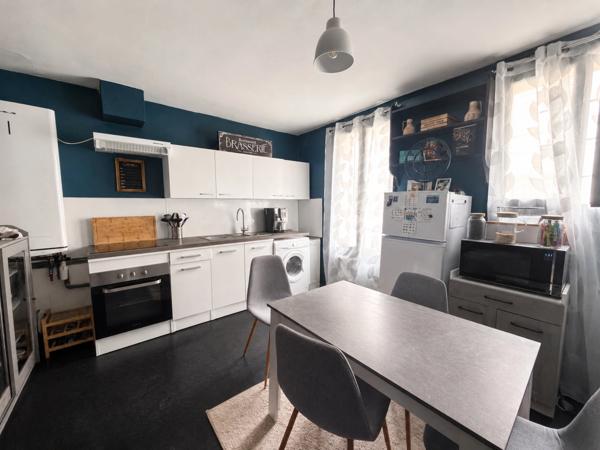 Immeuble de rapport 6 appartements loués - 384 m² - Rentabilité brute 8,25 % - LIANCOURT (60)