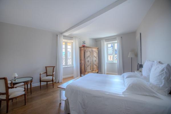 Vente Maison de luxe Solutré-Pouilly 10 Pièces 350 m²