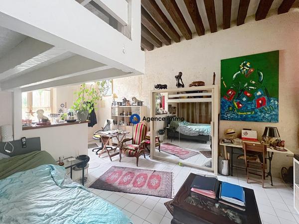 À vendre - Studio, 1 pièce situé à Tours (37000)
