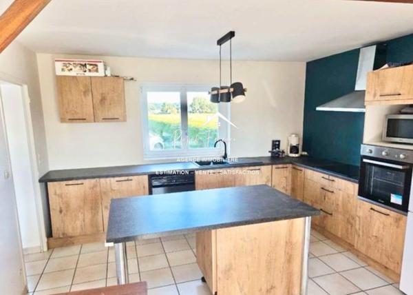 Vue sur la campagne, bel espace extérieur