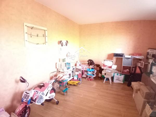 Vue sur la campagne, bel espace extérieur