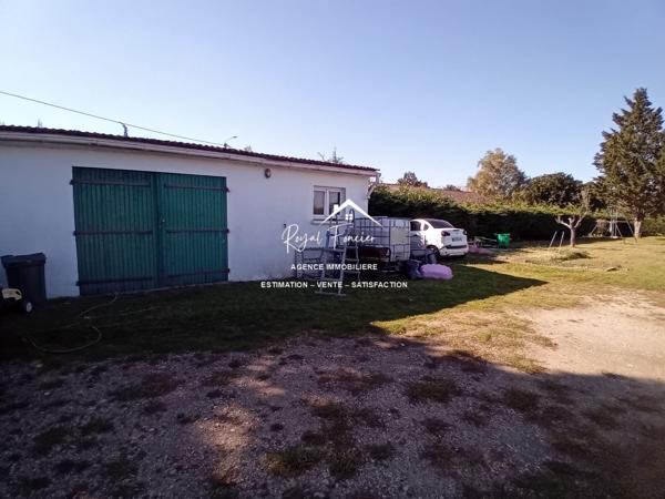 Vue sur la campagne, bel espace extérieur