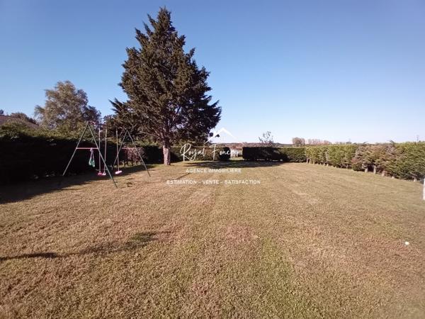 Vue sur la campagne, bel espace extérieur