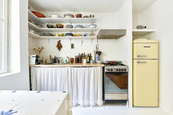 Duplex « comme une maison » aux volumes aériens – Télégraphe