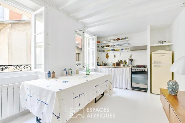 Duplex « comme une maison » aux volumes aériens – Télégraphe
