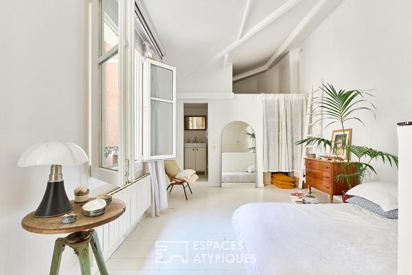 Duplex « comme une maison » aux volumes aériens – Télégraphe