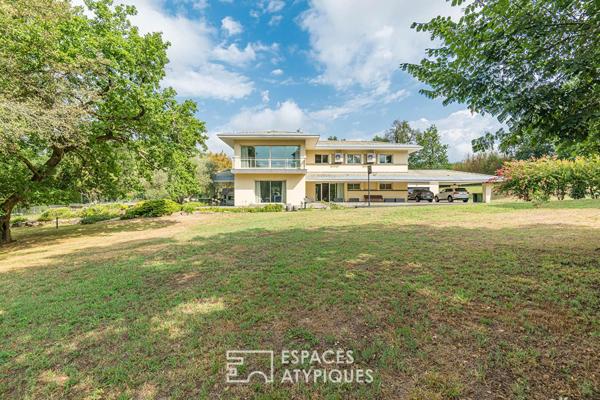 Maison d’architecte et son parc aux portes de Bordeaux