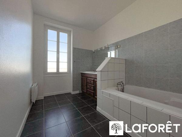 Achat maison Brizambourg - 5 pièce(s) - 141 m² - 170 400 €