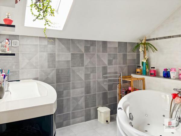 Maison Precigne 7 pièce(s) 159 m2