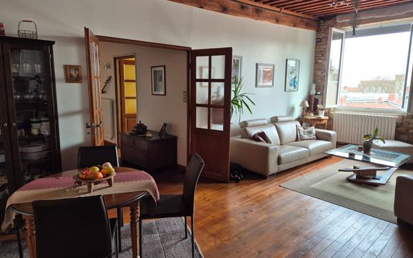 Appartement à vendre    3 pièces • 72,10 m2 Lyon 4