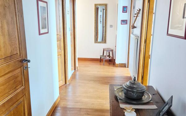 Appartement à vendre    3 pièces • 72,10 m2 Lyon 4