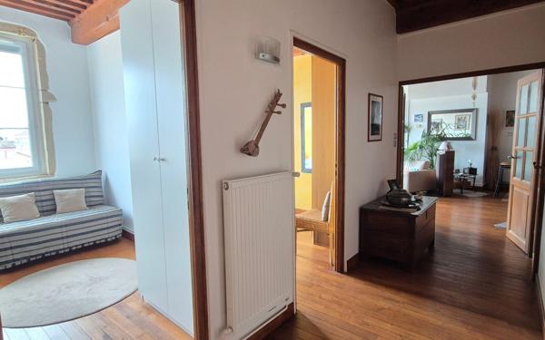 Appartement à vendre    3 pièces • 72,10 m2 Lyon 4