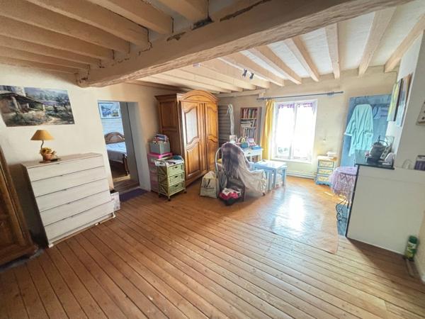 Maison à vendre 7 pièces AU CALME !