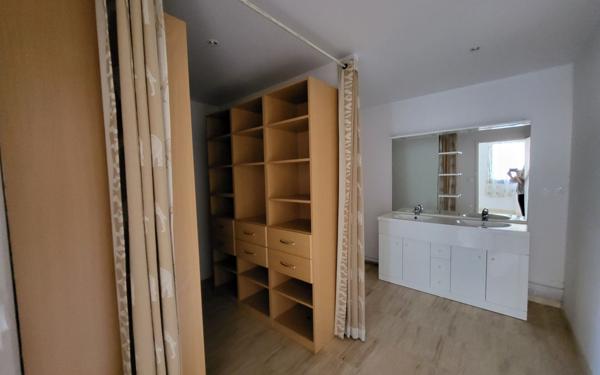 Appartement à louer    4 pièces • 167,96 m2 Agen