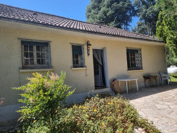 très belle maison sur les chemins de Compostelle