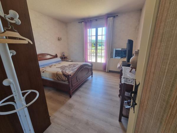 très belle maison sur les chemins de Compostelle