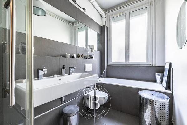 Paris 16ème, Appartement 3 Chambres -  150 m² à vendre
