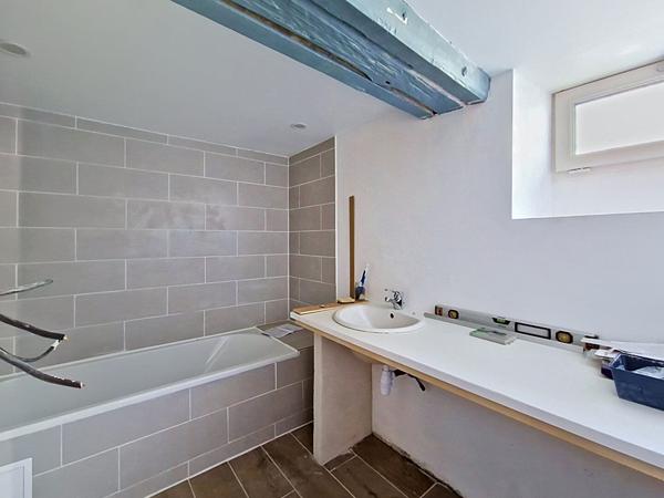 Maison de bourg à Nyoiseau - 4 chambres 141m² surface utile