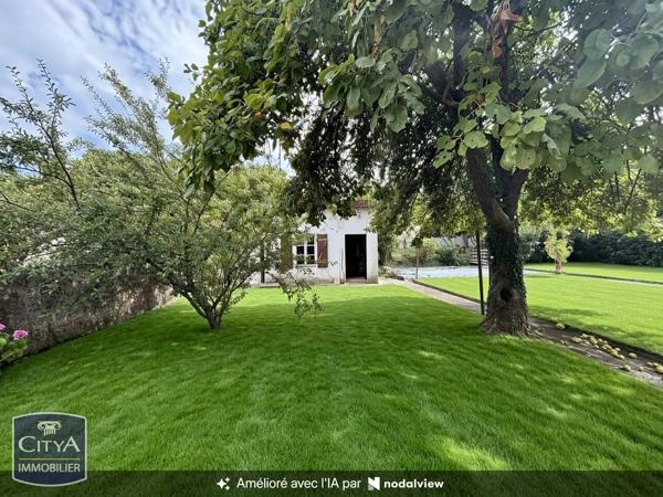 Maison à vendre 7 pièces 170m² Dasle (25230)