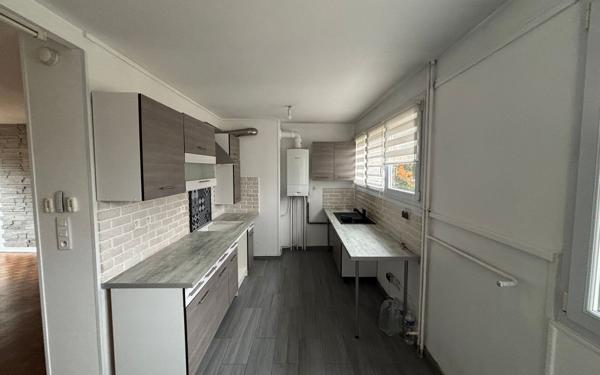 Maison à louer    5 pièces • 90 m2 Pontault-Combault