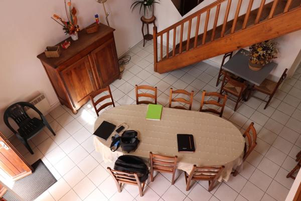 VENTE FONDS DE COMMERCE AUBERGE, BAR AVEC LICENCE IV, GITES, USSON DU POITOU (86)