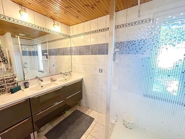 MAISON AGRÉABLE AVEC GRAND TERRAIN CONSTRUCTIBLE / IDÉALE FAMILLE PAMIERS