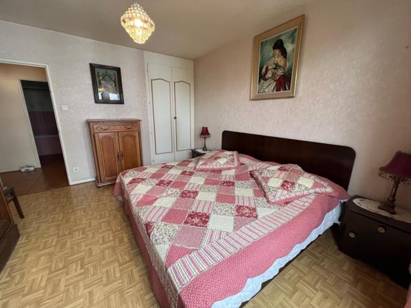 Appartement 4 pcs 87 m², balcon, cave, parking