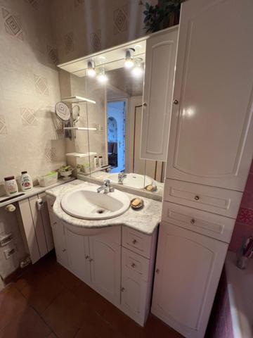 Appartement 4 pcs 87 m², balcon, cave, parking