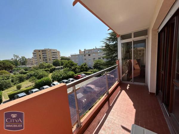 Appartement à louer 3 pièces 77.75m² Fréjus (83600)