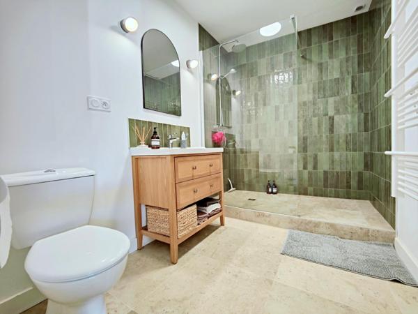 T2 49 m²- 12€/mois. DPE C. Proche Tram. Au calme.