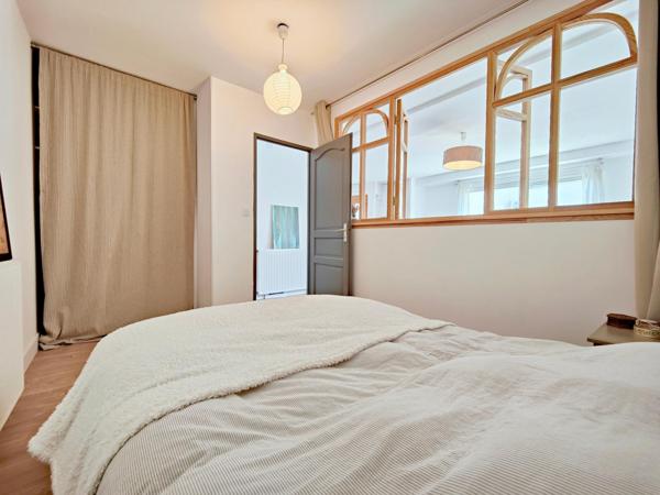 T2 49 m²- 12€/mois. DPE C. Proche Tram. Au calme.