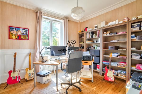 Maison Le Vésinet - 250 m² - 9 pièces Le vesinet